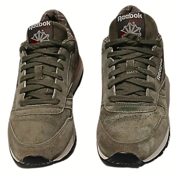 Reebok Classics Suede Women 7 Gray Ironstone Pink Skull Grey Athletic BS5418 - Picture 3 of 7